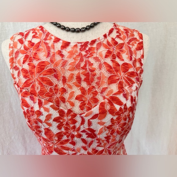 BCBG!! Orange and White Lace Sleeveless Dress by BCBGeneration Size 6 - Picture 5 of 15